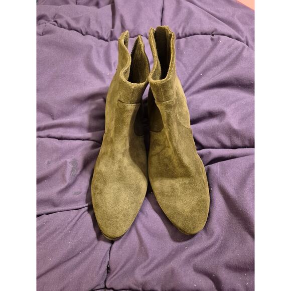 Vince Camuto Cinza Army Green Studded Ankle Boots - Picture 2 of 7